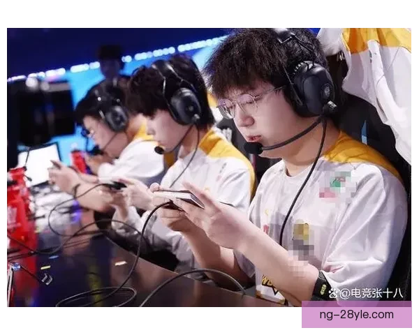 浙江三名青训赴狼队试训20天 浙江三名青训赴狼队试训20天