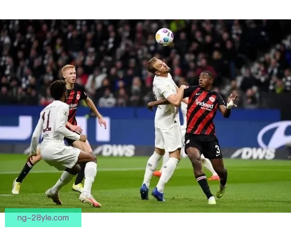 拜仁对决法兰克福强阵出击热战